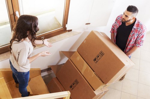 Local removal truck for furniture and household items in Finchley